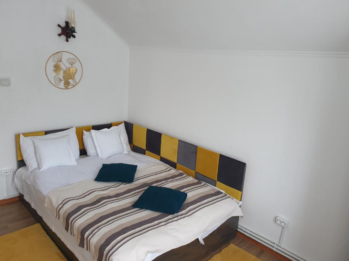 Casuta Din Gradina Villa Horezu Exterior photo